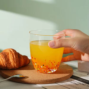 Tazza in vetro soffiato artigianale da 370ml con Design colorato in vetro artigianale unico per bere alla moda - Product Image 6