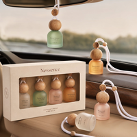 Diffuseurs de parfum pour voiture de luxe en verre, flacons pendentifs désodorisants, logo personnalisé disponible pour la décoration automobile