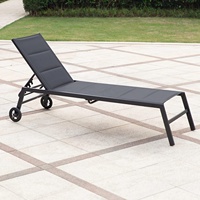 Salon extérieur moderne gris coucher de soleil contemporain extérieur chaise longue