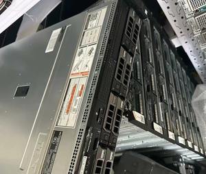 Vente flash Serveur en rack HPE <span class=keywords><strong>ProLiant</strong></span> SAS SATA 4 baies <span class=keywords><strong>hp</strong></span> <span class=keywords><strong>Proliant</strong></span> <span class=keywords><strong>DL360</strong></span> <span class=keywords><strong>Gen10</strong></span> 4LFF - Product Image 5