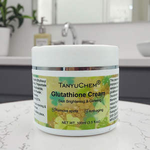 <span class=keywords><strong>Crema</strong></span> facial blanca para blanquear la piel, etiqueta privada disponible para blanquear la piel, Glutathione, arbutina, coenzima <span class=keywords><strong>Q10</strong></span> - Product Image 5