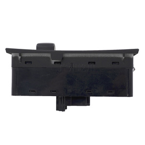 Interrupteur de commande de phare de camion Scania avec panneau d'avertissement de danger 1540673 pour remplacement et réparation, matériau ABS - Product Image 3