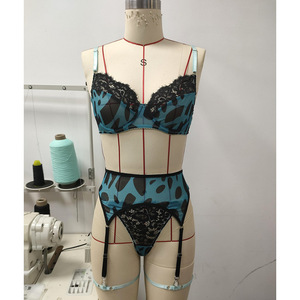 Fashionable 3D Fabric Sexy Bra Set Comfortable Slim Gathering Steel Ring Polyester Mesh Underwear Embroidery Lace Decorations - Product Image 6