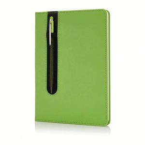 <span class=keywords><strong>Verde</strong></span> estándar de <span class=keywords><strong>tapa</strong></span> <span class=keywords><strong>dura</strong></span> PU A5 portátil con lápiz - Product Image 1