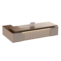 Bureau de direction en bois de luxe ergonomique minimaliste moderne de haute qualité, design écologique et durable pour les managers, les avocats, les PDG