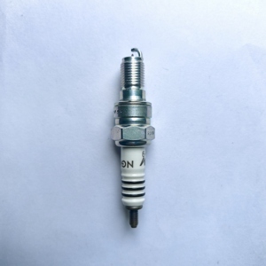 Bujia NGK หัวเทียนรถจักรยานยนต์ของแท้3797 CR8EHIX-9สำหรับฮอนด้า CB500/S 500CC CB-1/<span class=keywords><strong>CB400</strong></span>ซุปเปอร์สี่ /voldo 400CC - Product Image 6