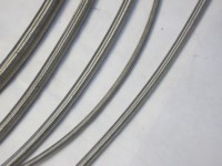 Tuyau de refroidissement hydraulique tressé en acier inoxydable haute pression résistant à la corrosion, en PTFE, avec gaine en nylon tressé pour chariot industriel