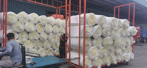 Couverture isolante en rouleau <span class=keywords><strong>de</strong></span> <span class=keywords><strong>laine</strong></span> <span class=keywords><strong>de</strong></span> fibre <span class=keywords><strong>de</strong></span> <span class=keywords><strong>verre</strong></span> bon marché 48kg/m3 <span class=keywords><strong>laine</strong></span> <span class=keywords><strong>de</strong></span> <span class=keywords><strong>verre</strong></span> 600mm prix <span class=keywords><strong>de</strong></span> <span class=keywords><strong>laine</strong></span> <span class=keywords><strong>de</strong></span> <span class=keywords><strong>verre</strong></span> - Product Image 4