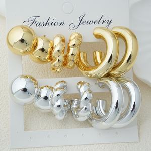 HL vente en gros rétro CCB boucles d'oreilles créoles haut de gamme et personnalisé ensemble de plusieurs pièces de style classique pour les fêtes et les cadeaux - Product Image 1