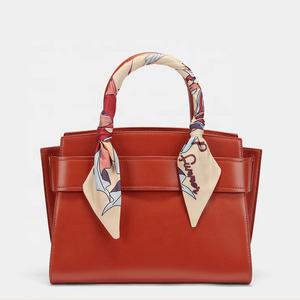 2024 bolsos clásicos de alta calidad para mujer, bufanda de lujo, bolsos de mano con asa superior, bolsos de mano con logotipo personalizado para mujer - Product Image 1