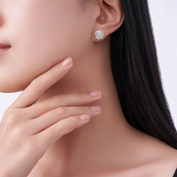 Boucles d'oreilles clous en argent sterling 925 avec moissanite carrée pour hommes et femmes, mélange de coupes baguette et rondes, diamants en moissanite