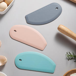 Coupe-pâte en silicone de qualité <span class=keywords><strong>alimentaire</strong></span>, grattoir à farine pour pâte à pain, outils de pâtisserie avec échelle - Product Image 2