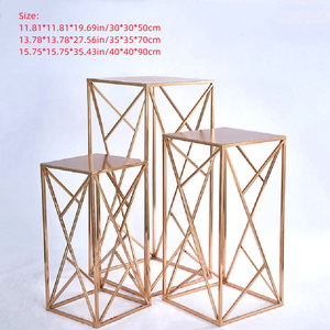 Set Dekorasi Pernikahan:  Standing Bunga Logam, Alas Kue Bentuk Rhombus Ganda, Silinder, dan Plinth untuk Dekorasi Jalan, Meja, dan Pesta - Product Image 2