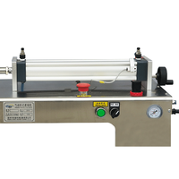 Machine de remplissage pneumatique automatique de jus d'huile de canola d'huile de sésame pour les liquides de bière d'eau de lait pour la poudre aussi bien