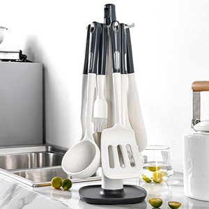 Support rotatif pour ustensiles de cuisine à 360 degrés avec six crochets, organiseur de rangement pour comptoir - Product Image 3