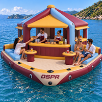 Plateforme flottante gonflable portable pour parc aquatique avec accès facile à l'eau et auvent d'ombrage pour resort, lac et yacht
