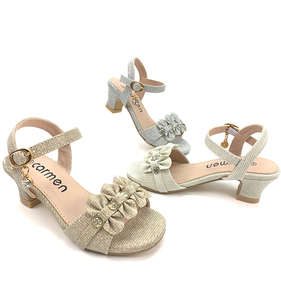 Sandali open toe per bambini con tacchi bassi e fiori sandali estivi per <span class=keywords><strong>bambina</strong></span> vestono <span class=keywords><strong>scarpe</strong></span> per incontri - Product Image 3