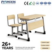 Meubles de classe pour deux élèves avec un design moderne, pupitre et chaises d'école pour enfants