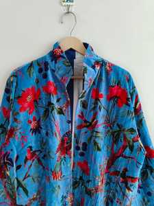 แจ็คเก็ตบอมเบอร์กำมะหยี่ลายป่าสไตล์คลาสสิก งานฝีมือ  แบบกลับด้านได้ เป็นมิตรกับสิ่งแวดล้อม ระบายอากาศได้ดี ความยาวสั้น ไส้ใยฝ้าย 100% - Product Image 2