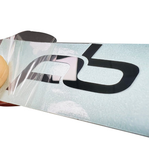 Autocollant personnalisé avec logo, étiquette en PET noir brillant, impression UV, autocollants promotionnels à décoller avec lettrage - Product Image 5