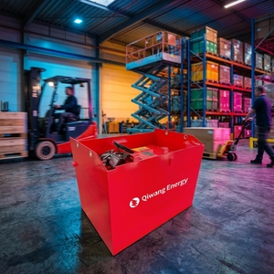 Elektrikli forklift lityum iyon pil 51.2V 460AH, düşük enerji tüketimi olan elektrikli forkliftler için uygundur. - Product Image 1