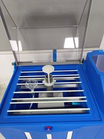 Chambre d'essai de pulvérisation de sel industrielle 135L avec contrôle de température pour test de corrosion en laboratoire, idéale pour les revêtements, la placage et l'industrie automobile.