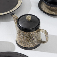 Assiettes brunes pour la maison OEM Mugs en céramique personnalisés Glaze Porcelaine Ustensiles de cuisine Assiette Plat Bol Service de table Luxe