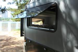 2025 Ecocampor Off Road Caravan Australian Standards Remorque de voyage avec <span class=keywords><strong>auvent</strong></span> et télévision extérieure et haute qualité à vendre - Product Image 3