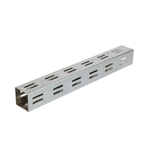 Soportes de fijación vertical personalizados, postes para estantes de supermercado - Product Image 1
