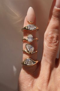 <span class=keywords><strong>Anello</strong></span> Geometrico Scintillante a Goccia Ovale con Zirconia Cubica 5A, Delicato <span class=keywords><strong>Anello</strong></span> Minimalista per Dito <span class=keywords><strong>Mignolo</strong></span>, Gioielli <span class=keywords><strong>da</strong></span> Donna - Product Image 3