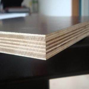 Contrachapado Fenólico para Encofrado de Hormigón E1 de 18 mm, 12 mm y 15 mm, Madera Dura Finlandesa, Unión Dentada, Recubierto con Película, para Construcción - Product Image 1
