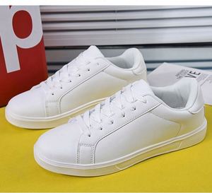 Baskets blanches grande taille pour hommes et femmes - Chaussures décontractées en cuir PU imperméable et résistant, style athlétique tendance en promotion - Product Image 4