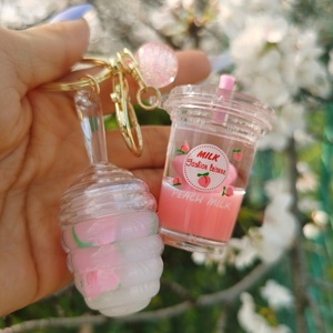 Grosir Kosmetik Kecantikan <span class=keywords><strong>Lip</strong></span> <span class=keywords><strong>Gloss</strong></span> Lipstik Alami Bebas Kekejaman Hewan Warna Dasar Anak-anak Buatan Khusus <span class=keywords><strong>Set</strong></span> Lipgloss yang Dapat Disesuaikan - Product Image 3