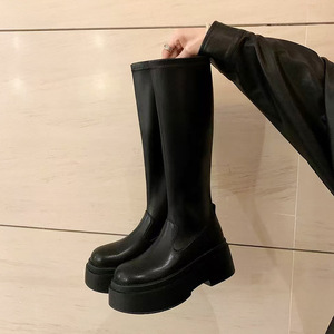 Bottes hautes amincissantes <span class=keywords><strong>pour</strong></span> femmes de <span class=keywords><strong>petite</strong></span> taille, à <span class=keywords><strong>talon</strong></span> épais de 6-8 cm, bout rond, en microfibre, mi-mollet, collection automne 2026Stretch - Product Image 1