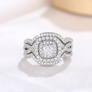 Set di Tre Anelli Geometrici di Lusso per Donne, Elegante Gioielleria da Matrimonio alla Moda - Product Image 6