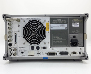 Venta Directa de Fábrica, Analizador de Redes de Microondas Keysight (Agilent) 8722D de 50MHz a 40GHz - Product Image 3