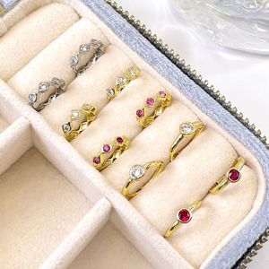 Aretes de Aro de Latón con Baño de Oro de 18K y Circonita Cúbica para Mujer, Regalo para Fiesta o Boda - Product Image 5