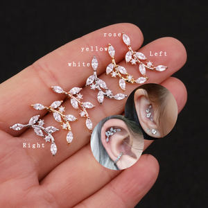 Orecchino a perno alla moda da 20g in acciaio inossidabile con design a foglia e zirconi, per <span class=keywords><strong>piercing</strong></span> Tragus, Helix, <span class=keywords><strong>Orbital</strong></span>, con chiusura a vite, per lato sinistro/destro, idea regalo - Product Image 1