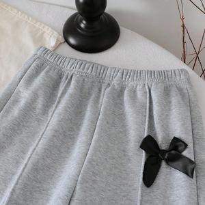 Ensemble 2 pièces chaud <span class=keywords><strong>pour</strong></span> enfant : Sweat-shirt graphique à lettres et nœud et pantalon large <span class=keywords><strong>pour</strong></span> fille, 8-12 ans, gris - Product Image 3