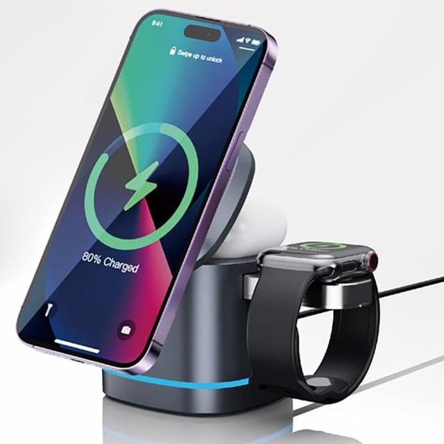 3-In-1 Cube Foldable Fast Wireless Charger Stand for iPhone IWatch and AirPods