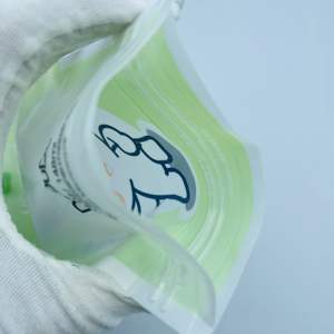 Non BPA <b>Reusable</b> 148ml Double Zipper <b>Food</b> Grade PE Spout <b>Pouch</b> with Gravure Printing Screw Cap for <b>Baby</b>/Pet <b>Food</b> - Product Image 3