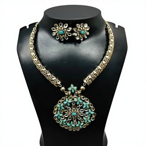 Conjunto de Collar y Aretes de Aleación Étnica Plateados para Mujer, para Bodas, Compromisos, Aniversarios y Fiestas - Product Image 1