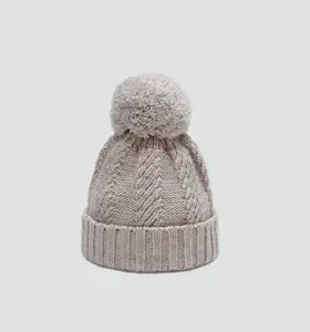 Sombrero de las mujeres de otoño e invierno a prueba de viento cálido y oído protección Bola de Pelo añadir terciopelo grueso sombrero de lana