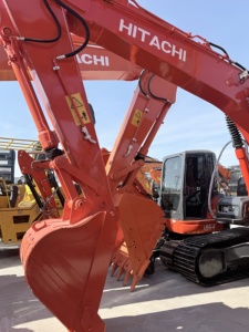 Excavatrice d'occasion de haute qualité Hitachi ZX120 12 tonnes, pelle hydraulique sur chenilles d'occasion ZX210 ZX200-3G ZX350-3G - Product Image 5