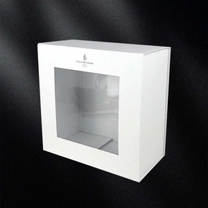 Luxury Folding Gift Cake <b>Box</b> Classic White Color <b>Magnetic</b> Customized Gift Paper <b>Box</b> for Packing Gifts Shoes Clothing - Product Image 1