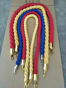 Poteau de contrôle de file d'attente VIP pour hôtel, banque, avec barrière dorée, support pour tapis rouge, corde en velours, protection IP10 - Product Image 3