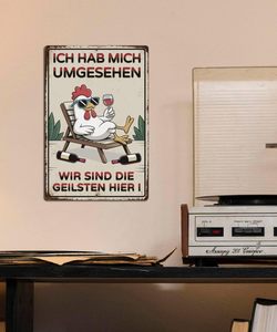 Divertente Targa in Metallo con Scritta 'Chicken I Looked We're Coolest Here', Decorazione Murale a Tema Birra e Feng Shui, Colori Personalizzabili 20x30cm - Product Image 4