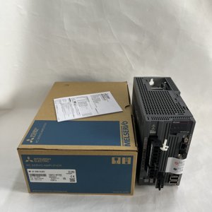 100% Nuevo y Original Servoamplificador de CA Mitsubishi MR-J4-350A-RJJ021 - Product Image 1
