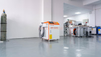Dispositif Lazer léger MAX 1000W 2000W 3000W à haute efficacité pour la machine de nettoyage Laser CW d'enlèvement de peinture de rouille en métal industriel