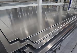 Feuille d'aluminium anodisé à finition <span class=keywords><strong>miroir</strong></span> poli pour réflecteur <span class=keywords><strong>solaire</strong></span> <span class=keywords><strong>parabolique</strong></span> - Product Image 3